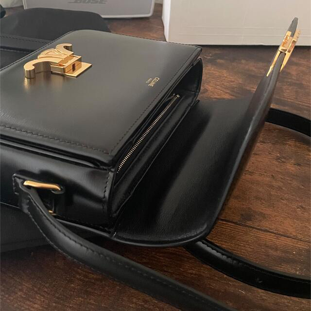 CELINE - 専用☆ (美品) ティーン トリオンフバッグ/ シャイニー CELINE - 専用☆ (美品) ティーン トリオンフバッグ/ シャイニー
