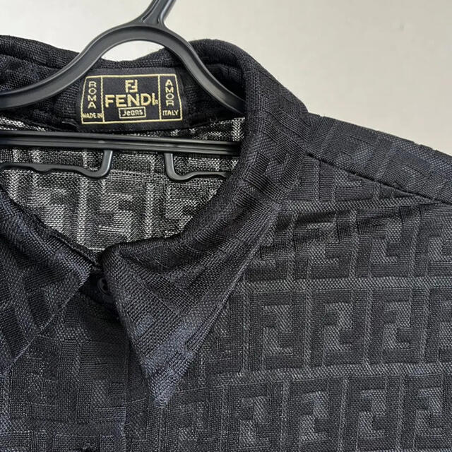 FENDI(フェンディ)のFENDI レア　シャツ レディースのトップス(シャツ/ブラウス(半袖/袖なし))の商品写真