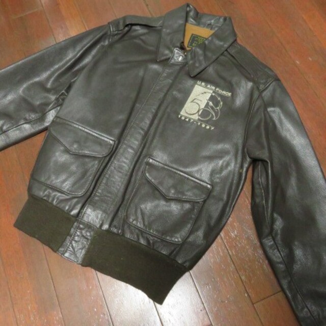 満点の AVIREX 空軍50周年 限定品 革ジャン アビレックスA-2ジャケット