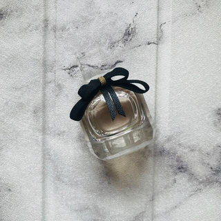 イヴサンローランボーテ(Yves Saint Laurent Beaute)のYSL モン パリ オーデパルファム 7.5ml (香水(女性用))