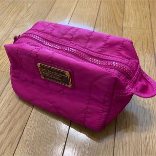 マークバイマークジェイコブス(MARC BY MARC JACOBS)の⭐︎出品終了前SALE⭐︎ マークバイマークジェイコブス　ポーチ(ポーチ)