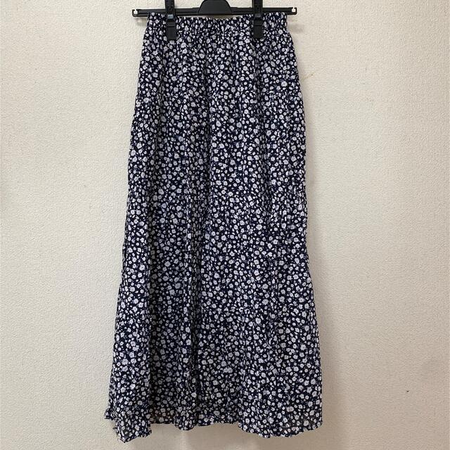 花柄ロングスカート レディースのスカート(ロングスカート)の商品写真