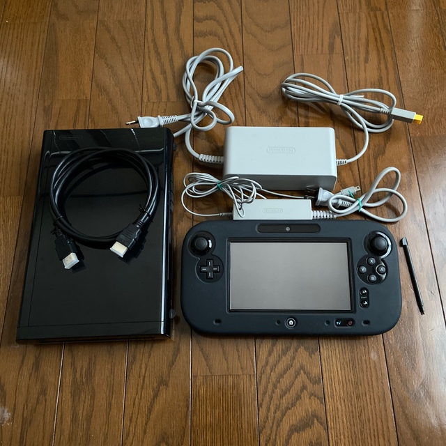 ニンテンドーWiiユー本体■カバー付き