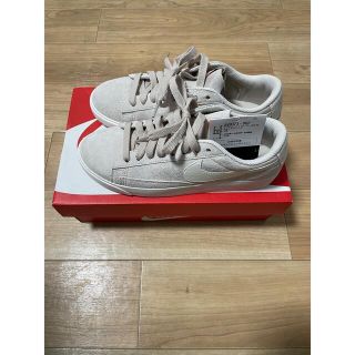 ナイキ(NIKE)のナイキ ブレーザー ロー SD デザート サンド W  新品(スニーカー)