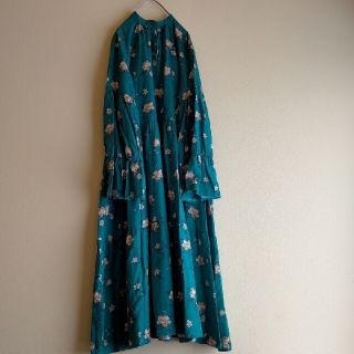 マウジー(moussy)のmoussy flower dress スタンドカラー(ロングワンピース/マキシワンピース)