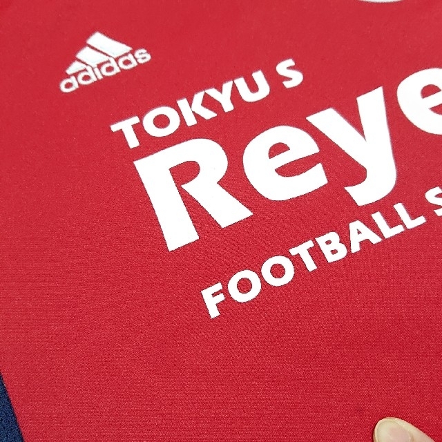 adidas(アディダス)の東急レイエススクール 指定着ユニフォーム【中古】150cm スポーツ/アウトドアのサッカー/フットサル(ウェア)の商品写真