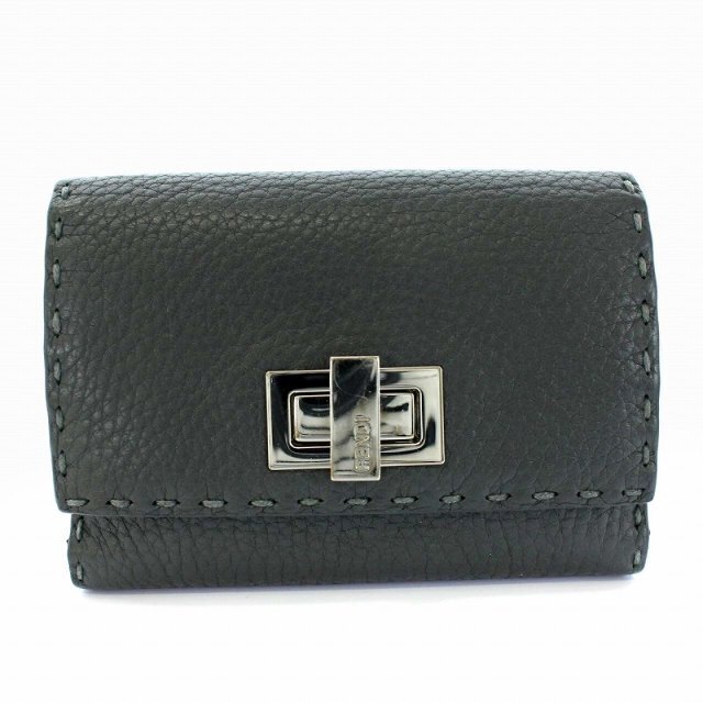 割引発見 セレリア ピーカブー フェンディ - FENDI 三つ折り財布