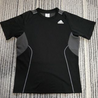 アディダス(adidas)のadidas　Tシャツ　ジュニアS(Tシャツ/カットソー)