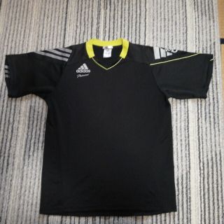 アディダス(adidas)のadidas　Tシャツ　メンズS(Tシャツ/カットソー(半袖/袖なし))