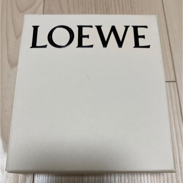 LOEWE(ロエベ)のdog様専用　ロエベ　LOEWE  バーティカルウォレット　ミディアム レディースのファッション小物(財布)の商品写真