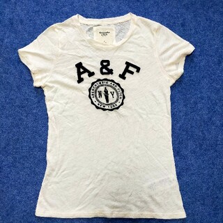 アバクロンビーアンドフィッチ(Abercrombie&Fitch)のTシャツ　アバクロンビーアンドフィッチ(Tシャツ(半袖/袖なし))