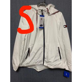 トミーヒルフィガー(TOMMY HILFIGER)の『新品』トミーヒルフィガー　レディース　パーカー　ジャケット　ジャンバー(ナイロンジャケット)