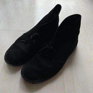 クラークス(Clarks)のCLARKSクラークスデザートブーツブラック古着26.5ワラビーレザースニーカー(ブーツ)