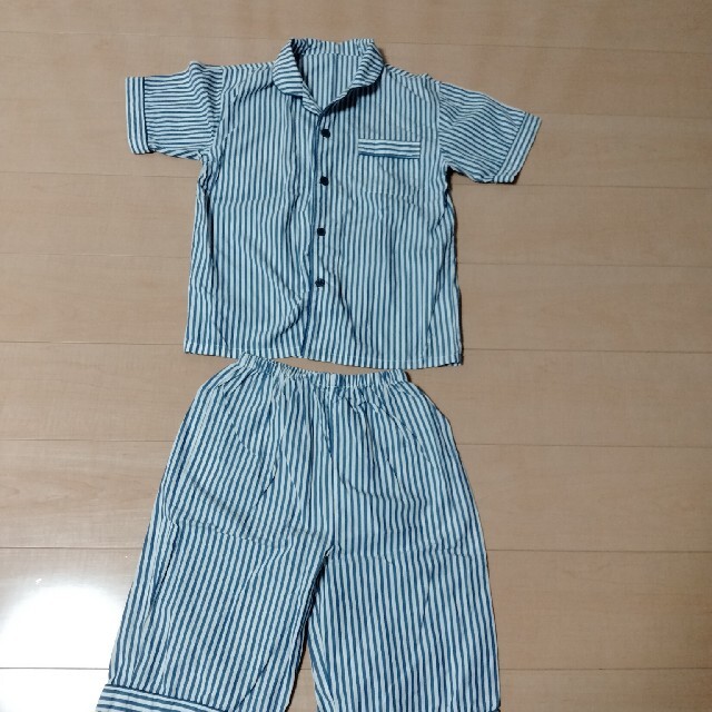 パジャマ キッズ/ベビー/マタニティのキッズ服男の子用(90cm~)(パジャマ)の商品写真