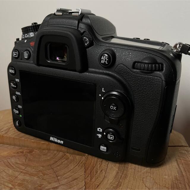 Nikon ニコン D7100 デジタル一眼 Nikon ニコン D7100 デジタル一眼