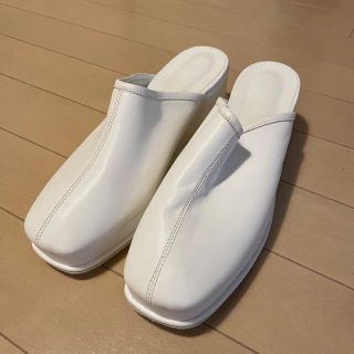 ザラ(ZARA)の値下げHELKレザーミュール 24.5cm新品HYKE(ミュール)