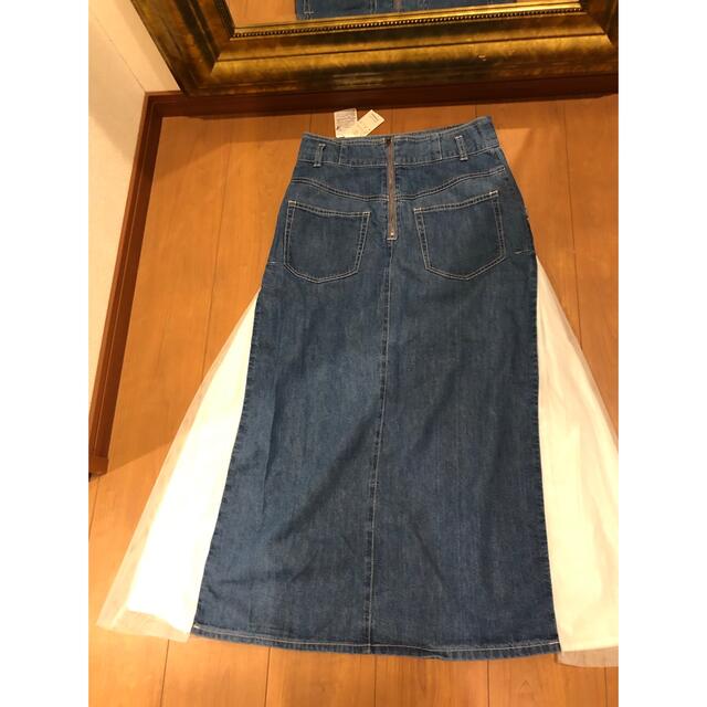 BARNEYS NEW YORK(バーニーズニューヨーク)の新品タグ付き　ヴェロフォンナ　26,000円　スカート レディースのスカート(ロングスカート)の商品写真