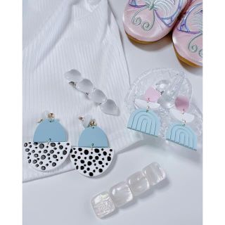 メリージェニー(merry jenny)のlight blue & dot earring(ピアス)