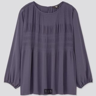 ユニクロ(UNIQLO)のUNIQLO ジョーゼットプリーツブラウス ネイビー(シャツ/ブラウス(長袖/七分))