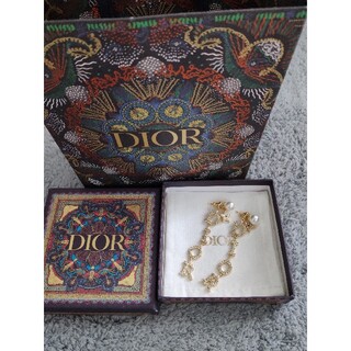 ディオール アクセサリーの通販 5,000点以上 | Diorのレディースを買う 