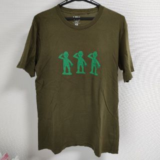 ユニクロ(UNIQLO)の【ディズニー × UT】トイ・ストーリー　グリーンアーミーメン　Tシャツ(Tシャツ/カットソー(半袖/袖なし))