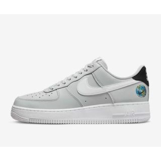 ナイキ(NIKE)のNike ＡＩＲ　FORCE1 24 フォトンダスト　ブラック(スニーカー)