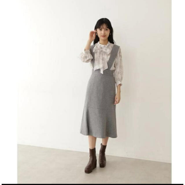 JILL by JILLSTUART(ジルバイジルスチュアート)のトワルドジュイプリント2ブラウス+ トワルドジュイプリントスカート レディースのワンピース(ひざ丈ワンピース)の商品写真