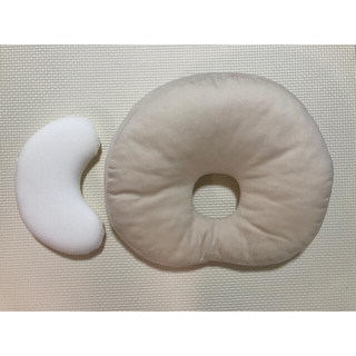 エスメラルダ　ドーナツ枕×2(Kufuu限定カラー:アイボリー、ピンク)(枕)