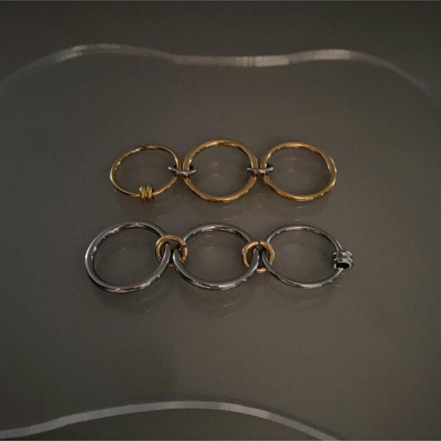 Ameri VINTAGE(アメリヴィンテージ)のContrast line triple gold ring No.927 レディースのアクセサリー(リング(指輪))の商品写真