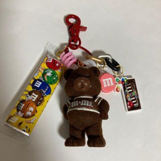 クマ(´・(エ)・`)じゃらじゃらキーホルダー