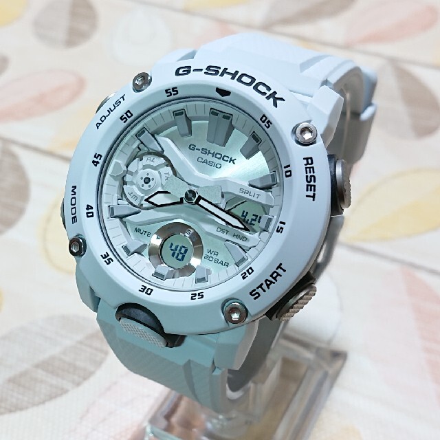 G-SHOCK(ジーショック)の未使用品【CASIO／G-SHOCK】アナデジ 腕時計GA-2000S-7AJF メンズの時計(腕時計(デジタル))の商品写真