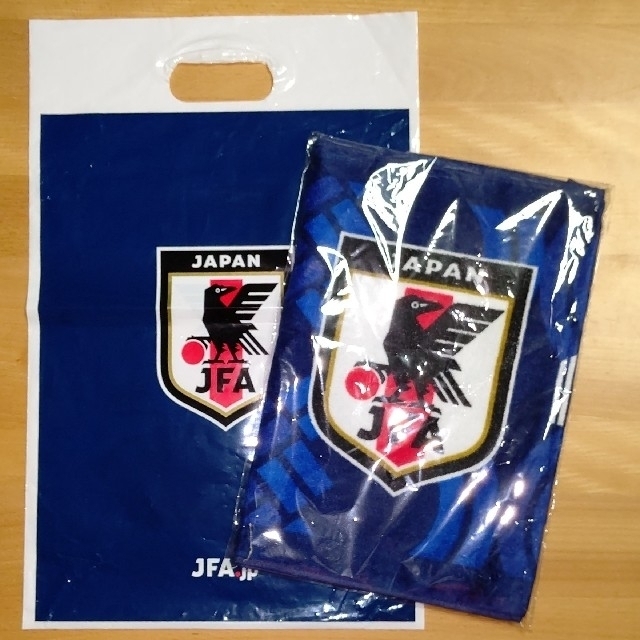 JFA サッカー日本代表 フェイスタオル スポーツ/アウトドアのサッカー/フットサル(記念品/関連グッズ)の商品写真