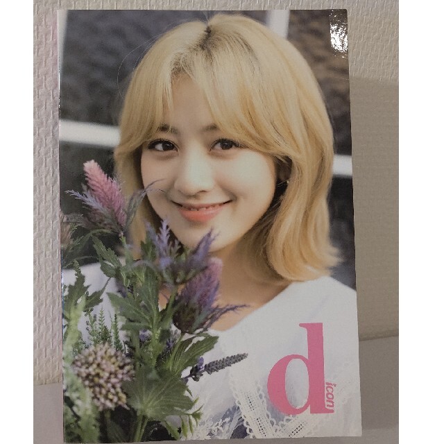 TWICE 【Dicon】ISSUE9  JIHYO エンタメ/ホビーのタレントグッズ(アイドルグッズ)の商品写真