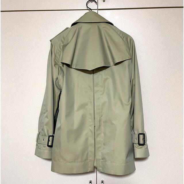 sacai(サカイ)のsacai  サカイ　トレンチ　新品 ショートトレンチ ドッキング コート レディースのジャケット/アウター(トレンチコート)の商品写真