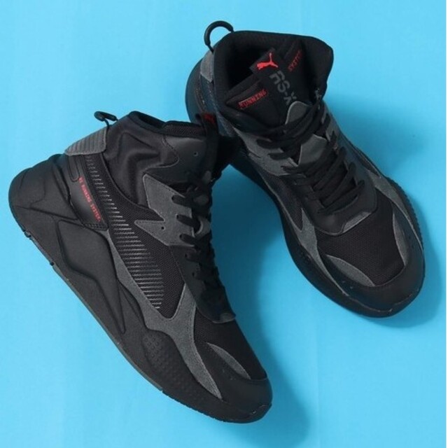 PUMA(プーマ)の美品　PUMA  RS-X ミッドトップ バイナリー コード ブラック　黒×赤 メンズの靴/シューズ(スニーカー)の商品写真