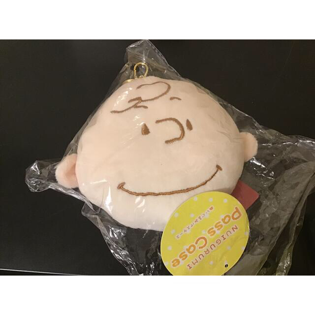 PEANUTS(ピーナッツ)のチャーリーブラウン　パスケース レディースのファッション小物(パスケース/IDカードホルダー)の商品写真