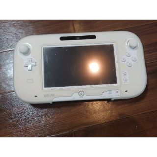 ウィーユー(Wii U)のWii U ・Wiiリモコンセット(家庭用ゲーム機本体)