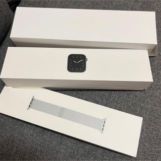 アップルウォッチ(Apple Watch)のApple Watch Series 5 スペースグレイ　44mm(腕時計(デジタル))