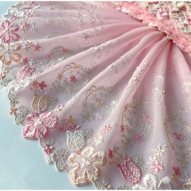 小花　ピンク　かわいい刺繍チュールレース　1m ハンドメイドの素材/材料(生地/糸)の商品写真