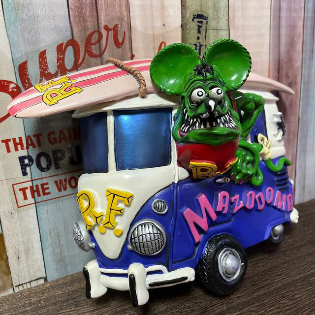 廃盤商品/レア】RATFINK ラットフィンク レジン製!サーフ車形 廃盤商品/レア】RATFINK ラットフィンク レジン製!サーフ車形