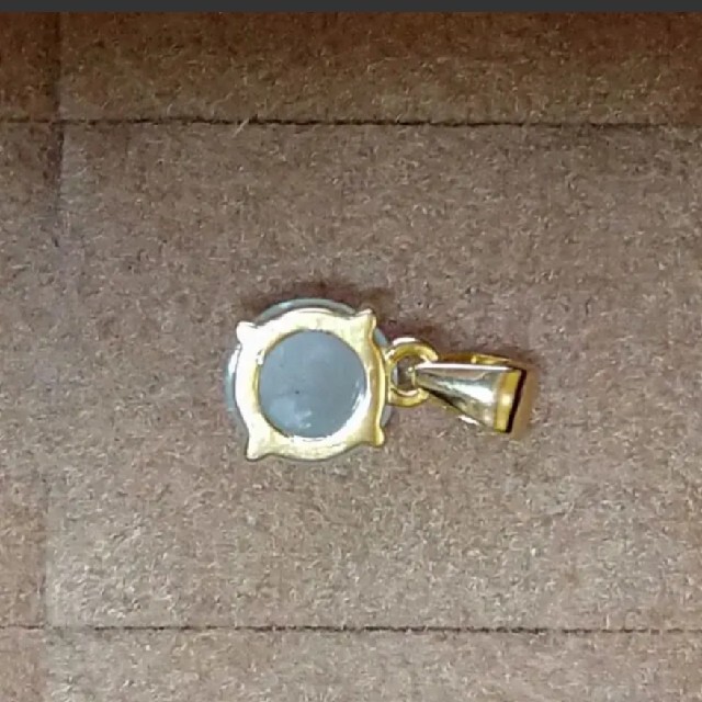 ミルキーアクアマリンのネックレストップ ハンドメイドのアクセサリー(ネックレス)の商品写真