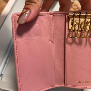 ミュウミュウ MIU MIU マテラッセ レザー 6連キーケース　ピンク　専用箱