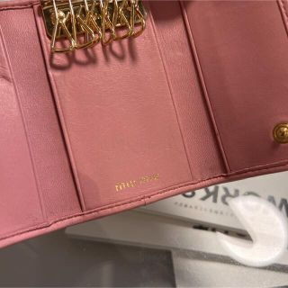 ✨美品✨ MIUMIU イントレッチオ キーケース　6連キーケース　ピンク