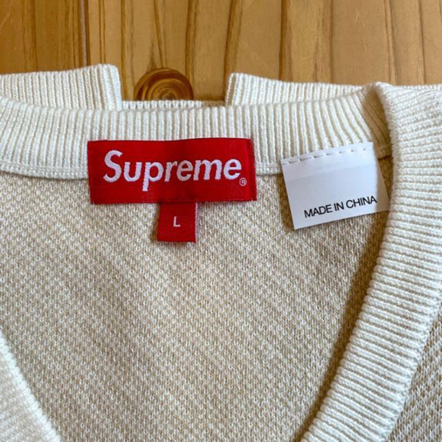 Supreme(シュプリーム)のキムタク着用 Supreme Stripe Sweater Vest L 白 メンズのトップス(ベスト)の商品写真