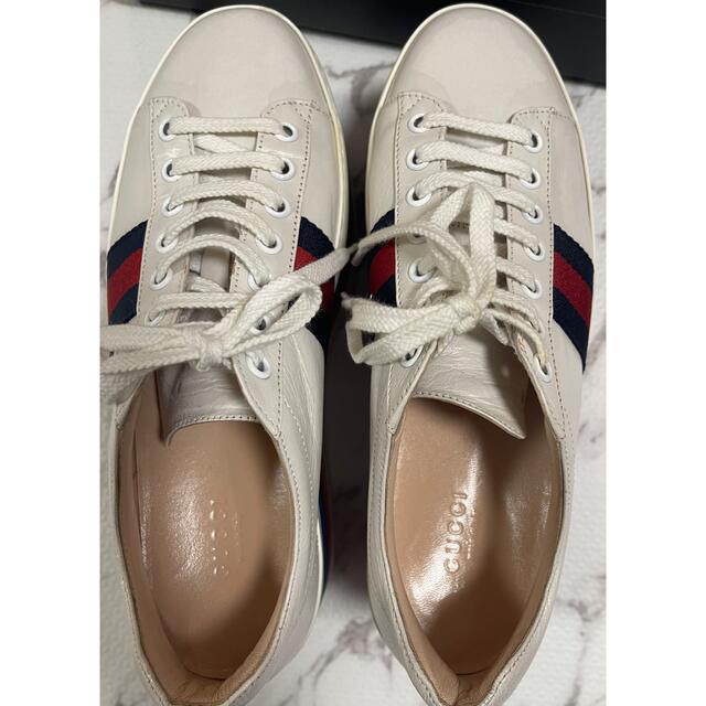 GUCCI プラットフォーム 厚底 スニーカーシェリーライン GUCCI プラットフォーム 厚底 スニーカーシェリーライン