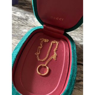 グッチ(Gucci)のゴールドスネークリング ペンダントネックレス(ネックレス)