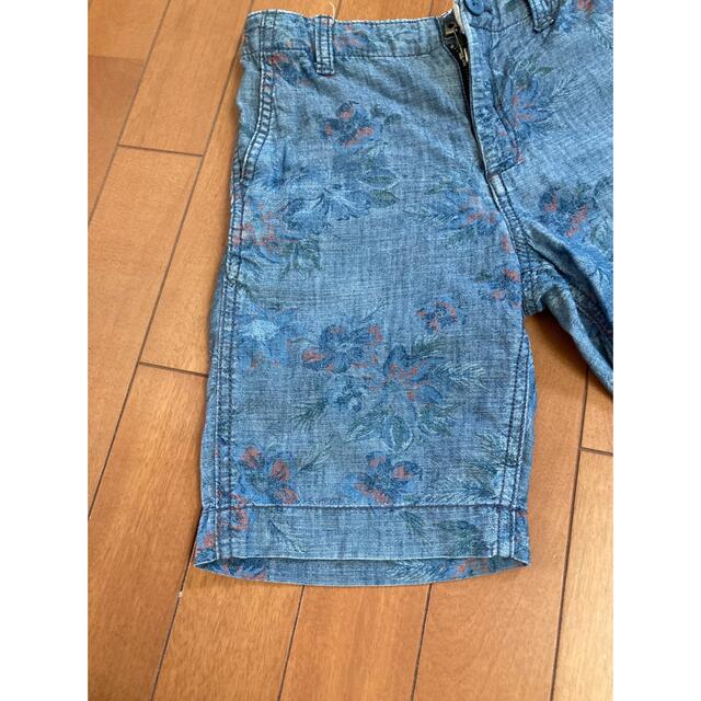 GAP Kids(ギャップキッズ)のGAP kids 花柄ショートパンツ　ボーイズ　130cm  USED キッズ/ベビー/マタニティのキッズ服男の子用(90cm~)(パンツ/スパッツ)の商品写真