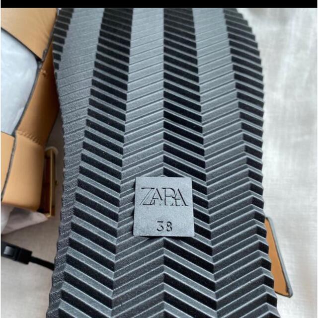 ZARA(ザラ)のザラ バックル レザープラットフォームサンダル レディースの靴/シューズ(サンダル)の商品写真