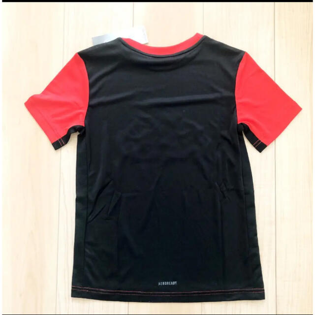 adidas(アディダス)のadidas アディダス Tシャツ キッズ/ベビー/マタニティのキッズ服男の子用(90cm~)(Tシャツ/カットソー)の商品写真