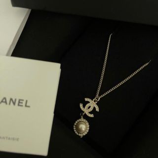 CHANEL シャネル　ココマーク ロゴモチーフ パールネックレス